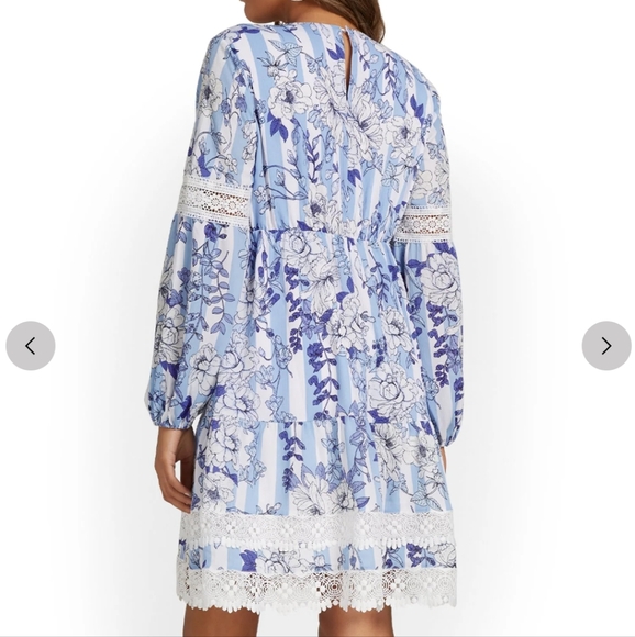 NWT New York & Company Blue & White Floral Print Babydoll Long Sleeve Dress - Picture 4 of 14